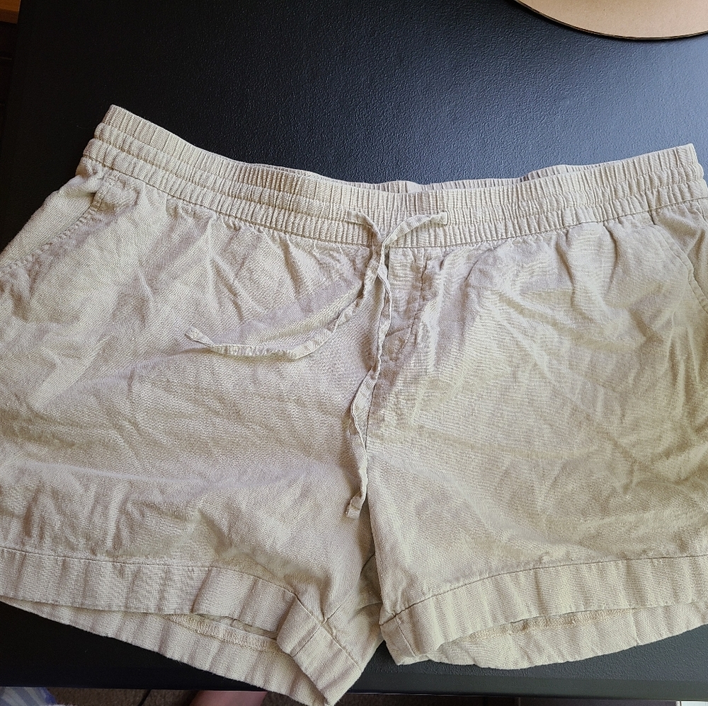 Old Navy Linen shorts